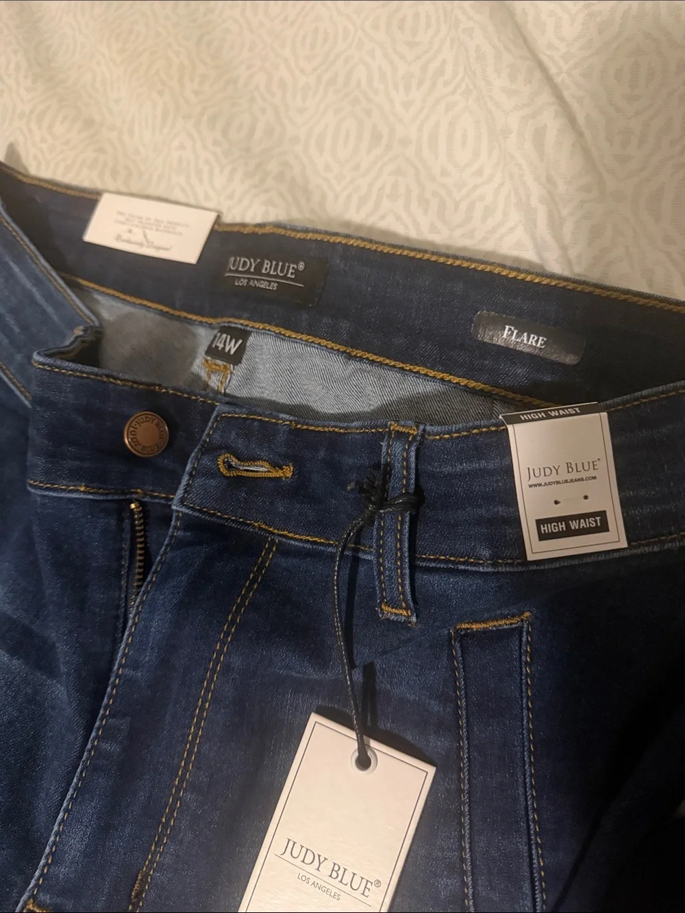 Judy Blue Dark Wash flare Jeans - Picture 2 of 2
